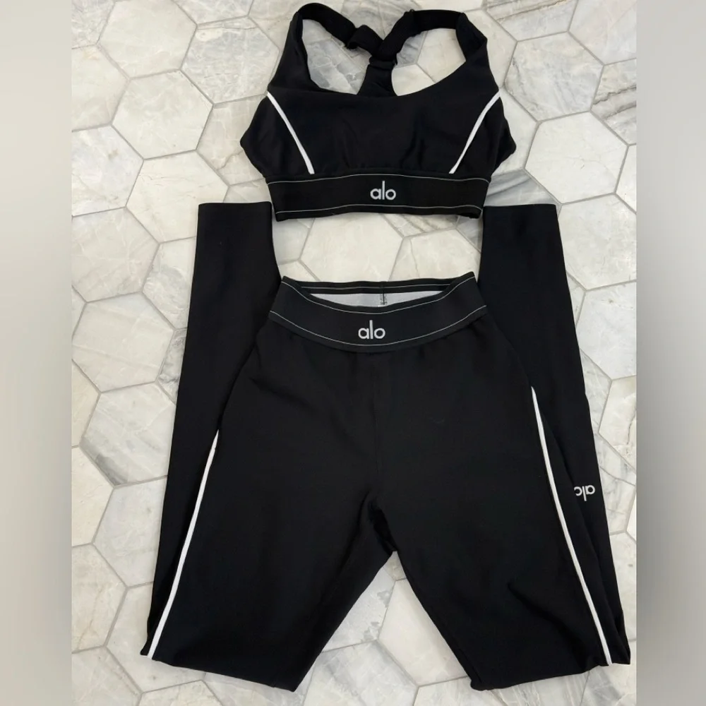 ALO SET Airlift Suit Up Bra AND Matching High Waist Leggings Set